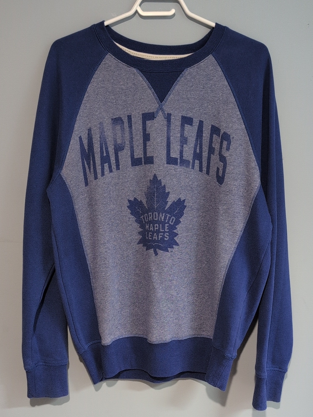 NHL GIII Toronto Maple Leafs Navy and Heather Blue Crewneck Men's Sweatshirt
